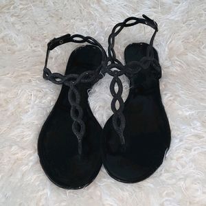 NEW! ADORABLE BLACK SANDALS